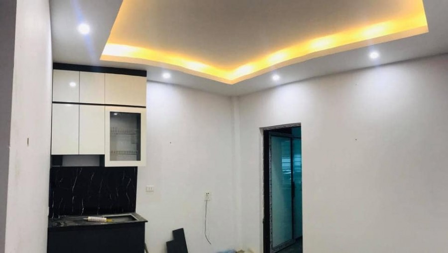 Bán nhà nguyên căn Ngọc Trục 4 tầng, mt 6m, tặng nội thất, giá 3 tỷ, thương lượng