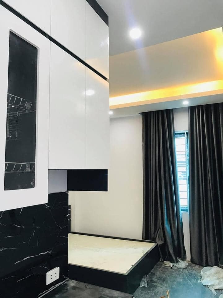Bán nhà nguyên căn Ngọc Trục 4 tầng, mt 6m, tặng nội thất, giá 3 tỷ, thương lượng