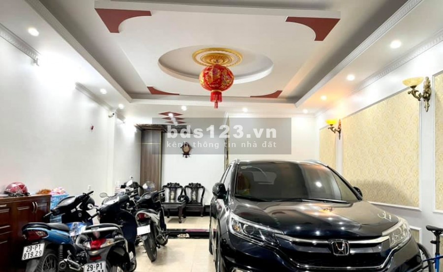 Nhà ngõ 603 Lạc Long Quân, Lô góc, thang máy, 50m2, giá bán 11.3 tỷ