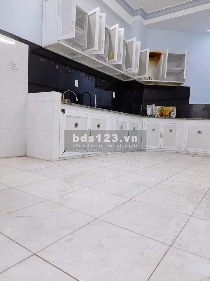 Bán nhà HXH đường Nguyễn Duy Cung 62m2 5 tầng giá 6 tỷ 2