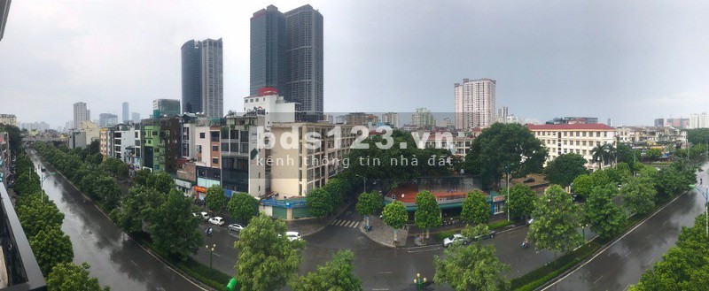 Chính chủ cho thuê văn phòng 35m2, 45m2, 105m2 mặt phố Nguyễn Văn Huyên, Cầu Giấy. Lh: 077.23.66666