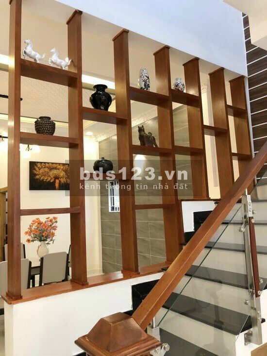 Bán nhà hẻm xe hơi Trần Văn Khánh, P. Tân Thuận Đông, Quận 7