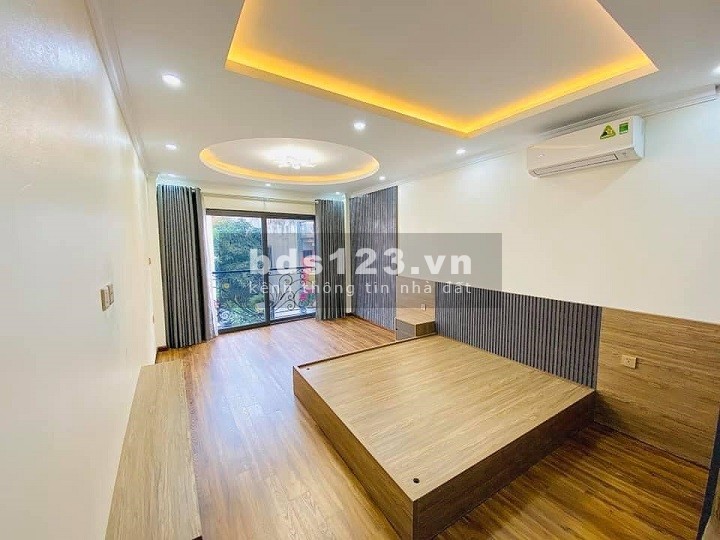 Bán nhà phố Tư Đình tặng 100% nội thất, dt 39m2 x 5 tăng, chỉ hơn 3 tỷ