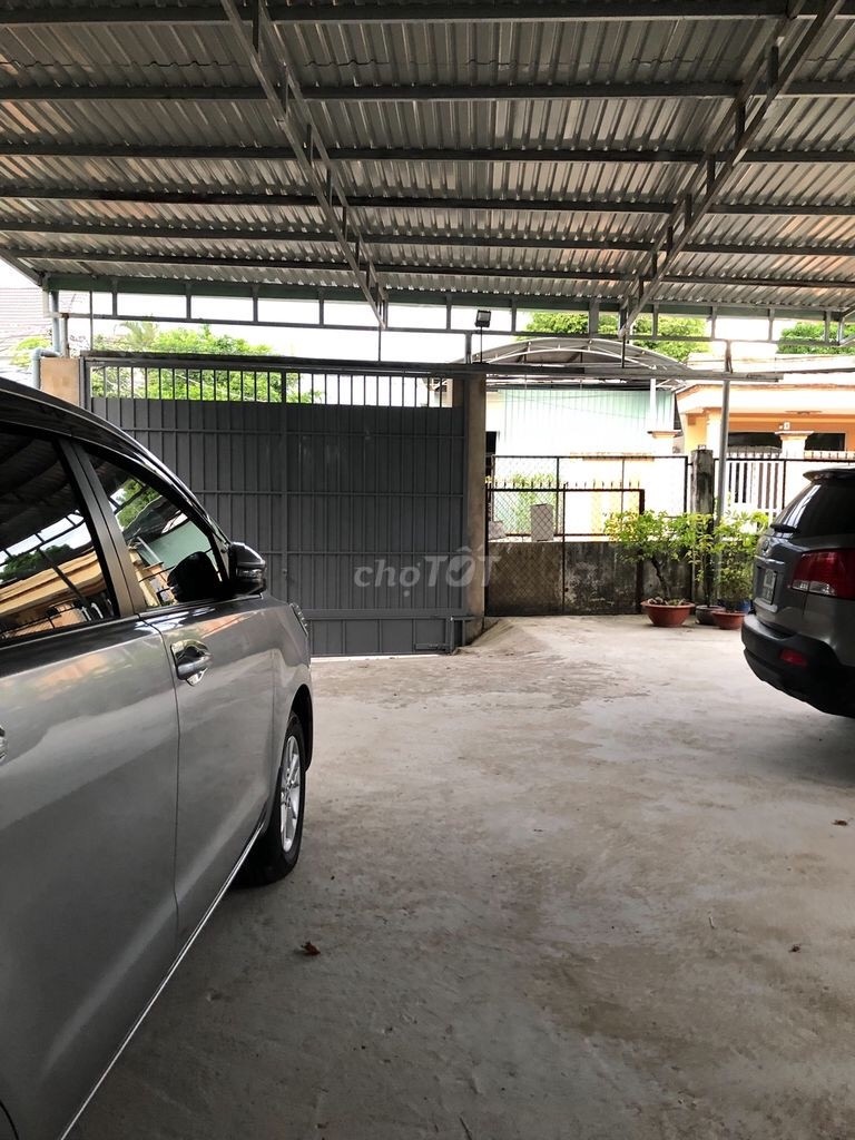 Chính chủ cho thuê mặt bằng đường Lê Văn Việt, Quận 9, TP Thủ Đức