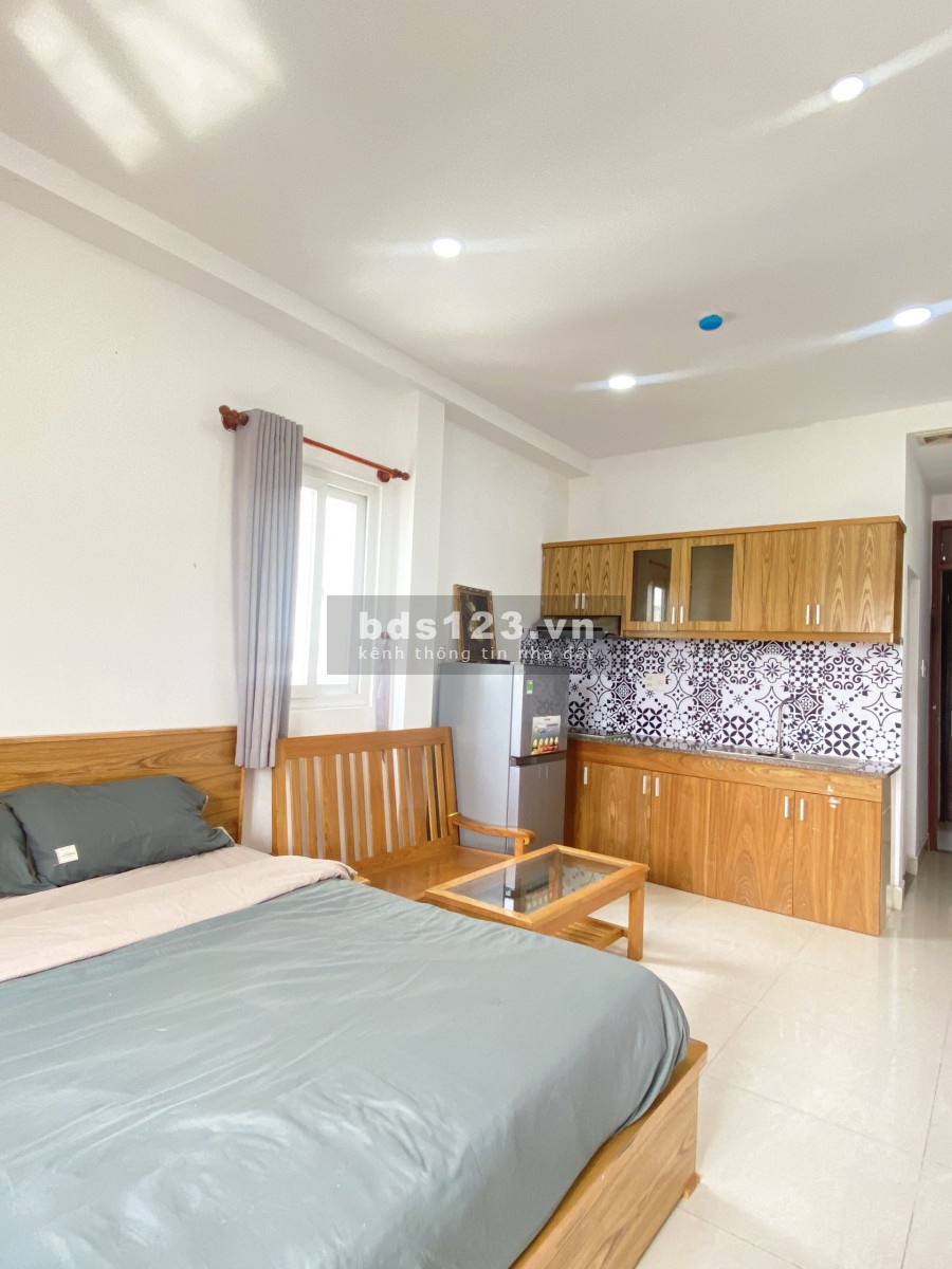 Cho thuê căn hộ đầy đủ tiện nghi có cửa sổ đón gió, bảo vệ 24/7 an ninh, đường CMT8 Quận 10, giá ưu đãi mùa dịch