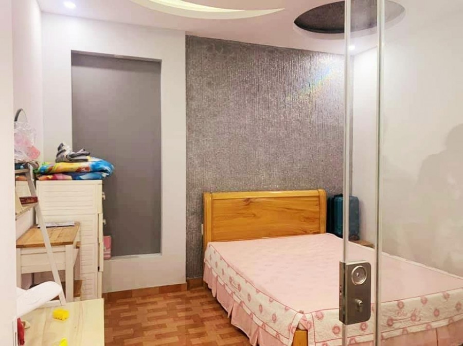 Cấn bán nhà gấp tịa Ngọc Thuỵ Long Biên, giá rẻ so với khu vực 3.8 tỷ