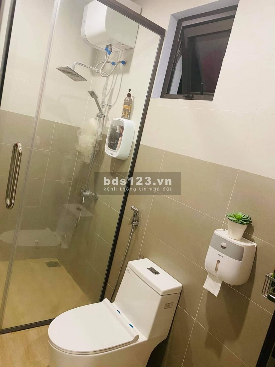 Bán gấp nhà phố Lê Trọng Tấn, oto đỗ cửa giá chỉ hơn 3 tỷ.