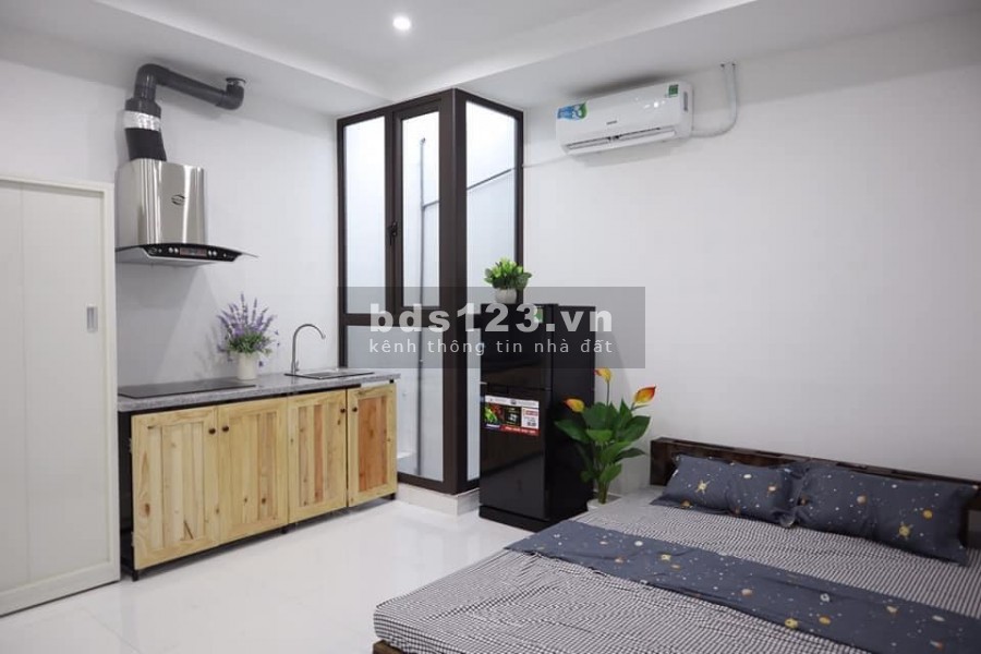 Nhà đẹp Nguyễn Ngọc Vũ, 8 ngủ full nội thất, 5 tầng thang…