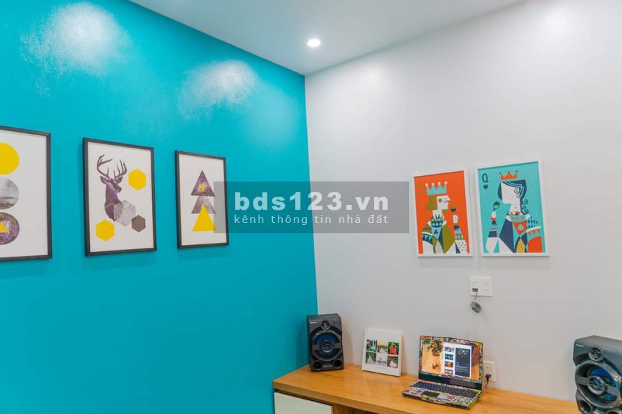 Bán nhà đường Ngô Quyền, TP HD, 52.1m2, 3 tầng, mt 4m, 3 ngủ, lô góc, đường ô tô, giá ok