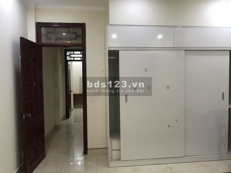 Bán nhà phân lô Học viện Quân Y, ô tô đỗ cửa 3 tầng 40m2 MT 4,1m giá chỉ 3,85 tỷ