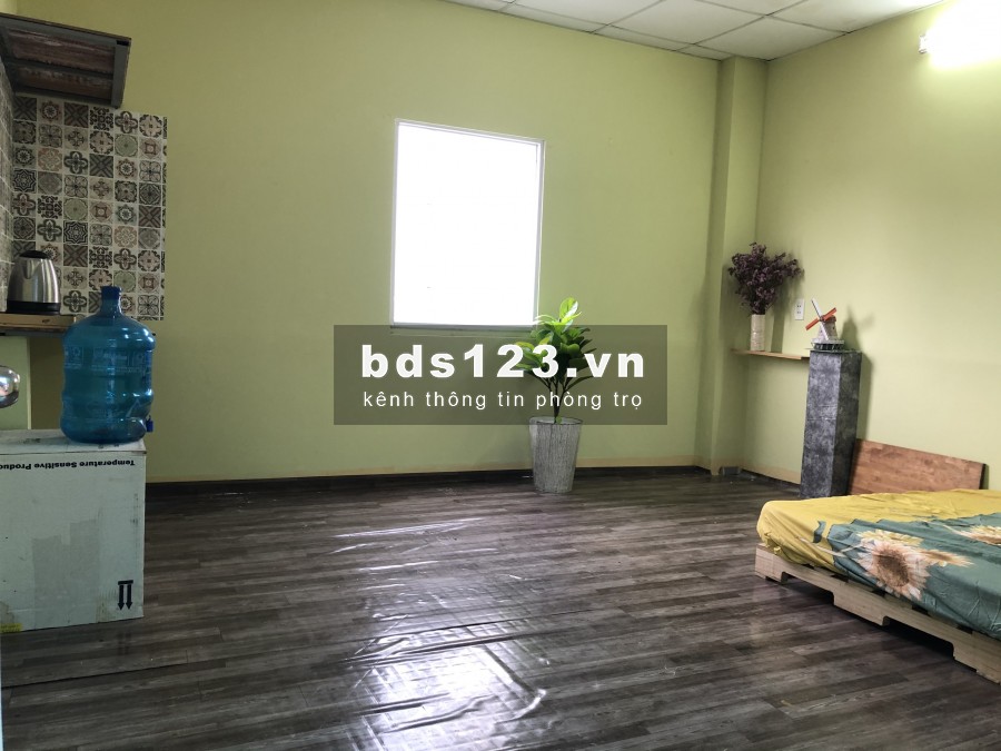 Phòng 20m2 ngay ngã 3 ĐỒNG NAI - TÔ HIẾN THÀNH Q10