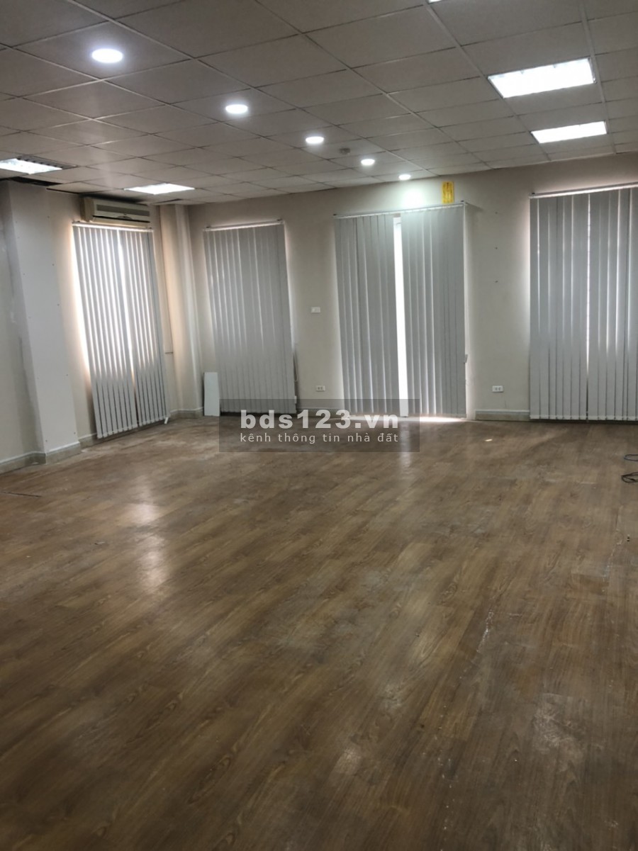 Cho thuê văn phòng khu làng bằng 800m2 x 11 tầng kdt tây nam linh đàm cho thuê nhiều loại diện tích từ 30m2 -> 70m2
