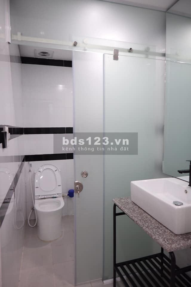 BÁN NHÀ CCMN 5 TẦNG THANG MÁY, GỒM 8 CĂN HỘ NGUYỄN NGỌC VŨ 6.35 TỶ THỎA THUẬN
