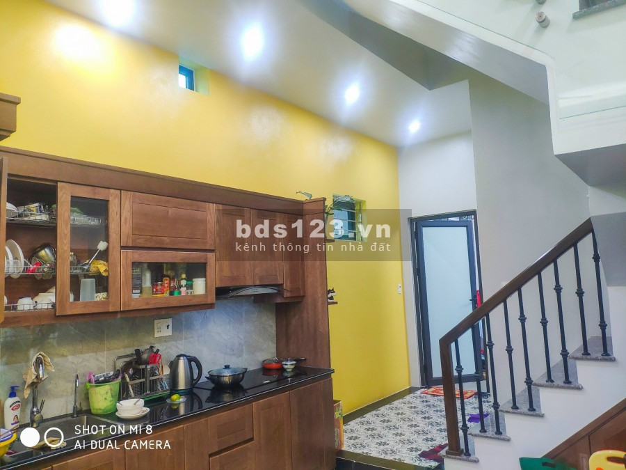 Bán nhà đường Ngô Quyền, TP HD, 52.1m2, 3 tầng, mt 4m, 3 ngủ, lô góc, đường ô tô, giá ok