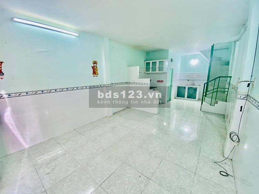 Bán nhà hẻm 373 Lý Thường Kiệt 30m2 giá bán 3,4 tỷ/0906204283