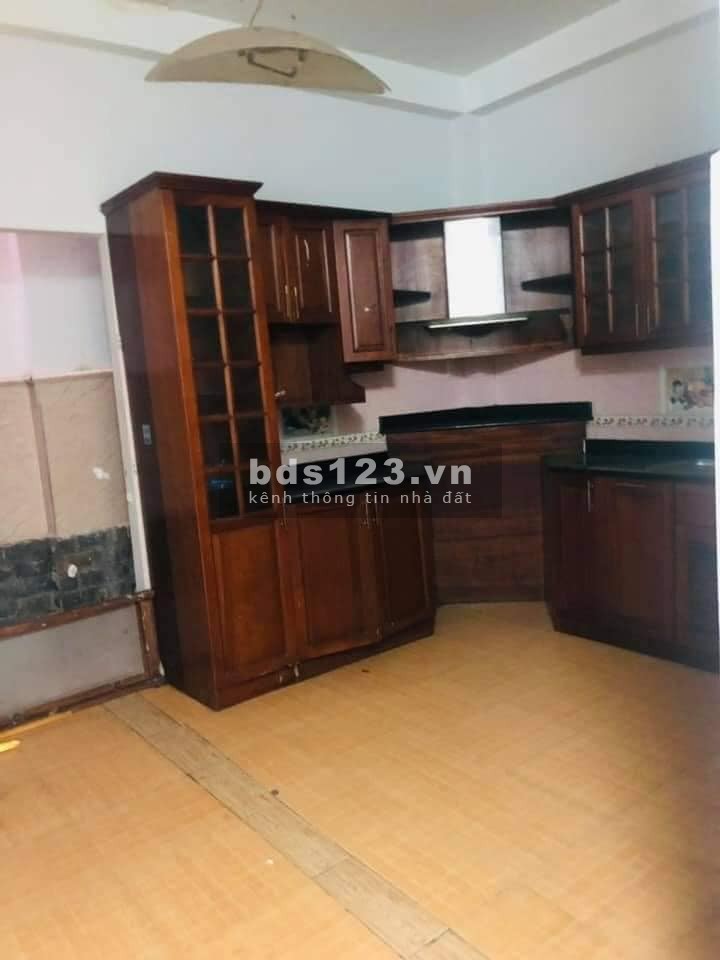 Gấp định cư cần bán gấp nhà Bùi Thế Mỹ Q.TB 3 Tầng giá rẻ 3 tỷ 3