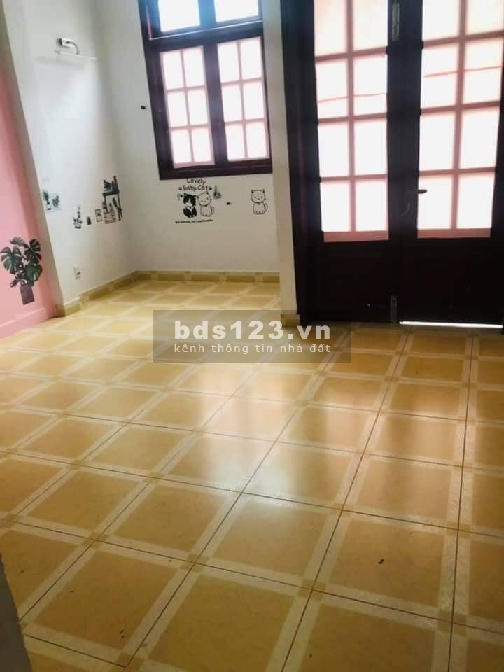 Gấp định cư cần bán gấp nhà Bùi Thế Mỹ Q.TB 3 Tầng giá rẻ 3 tỷ 3
