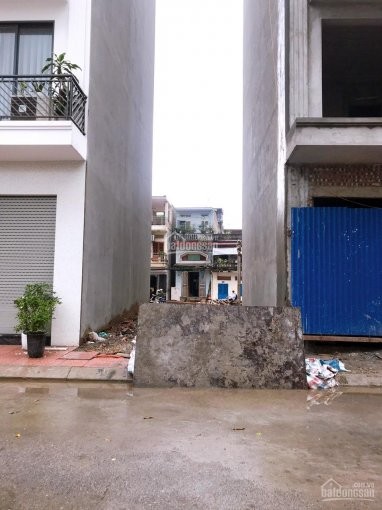 Nợ nần cần bán rẻ đất Bình Chánh, 1 tỷ Cầu vượt Nguyễn Văn Linh QL1A