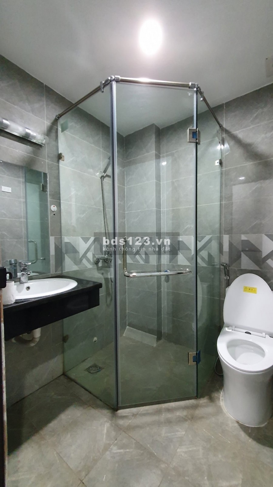Bán nhà phố Hàm Nghi, ô tô đỗ cửa kinh doanh đỉnh, giá 5.65 tỷ