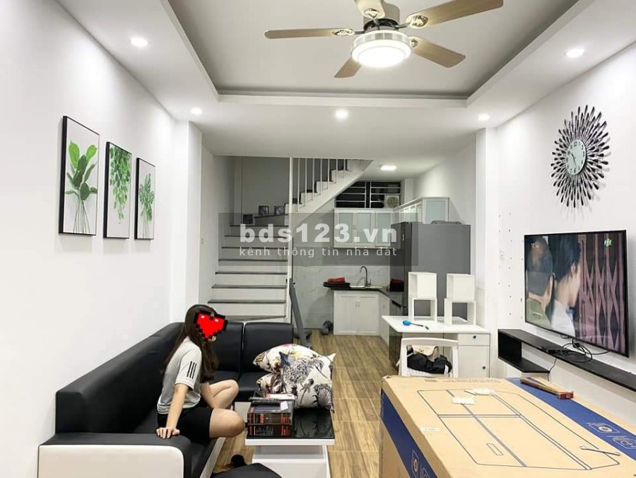 CỰC HÓT! Bán nhà ngõ 209 An Dương Vương, dt 34m, giá 3.35 tỷ, 2 mặt thoáng, ô tô đỗ cửa.