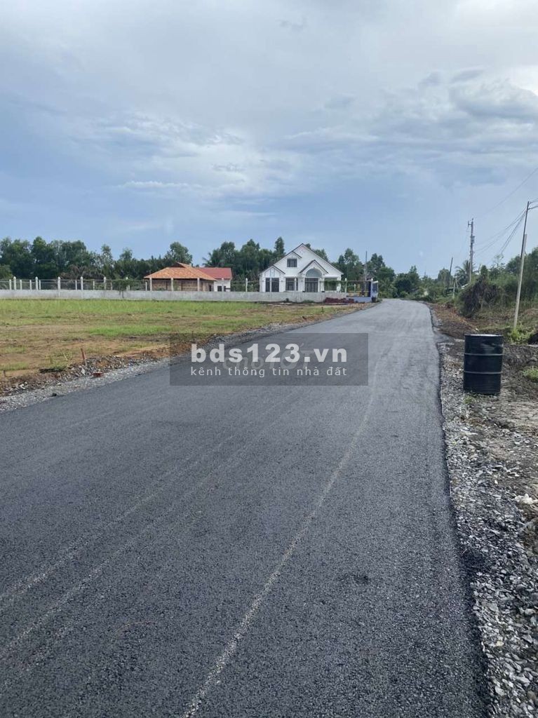 Đất nền Hựu Thạnh, Đức Hoà, Long An 120m2, gián bán 970 triệu, lhcc