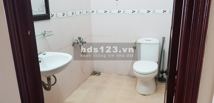 Cho thuê nhà nguyên căn ngay mặt tiền dễ tìm kiếm, thích hợp ở gia đình