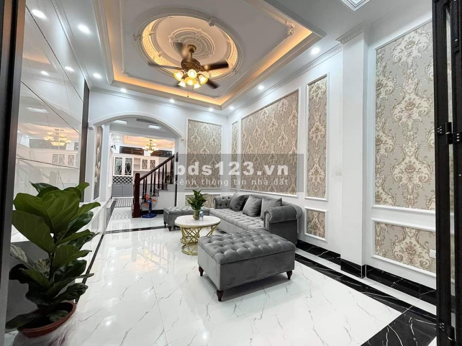 Hạ Giá Khủng Đến Cuối Tháng Nhà Phố Nguyễn Trãi 45mx4T.Cách Ô Tô Đỗ 20m
