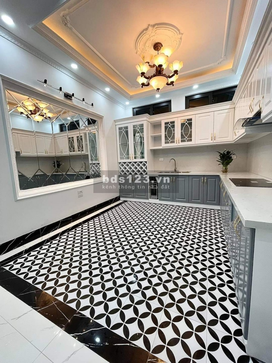 Hạ Giá Khủng Đến Cuối Tháng Nhà Phố Nguyễn Trãi 45mx4T.Cách Ô Tô Đỗ 20m