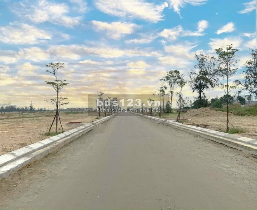 Đất Nền Quảng Nam Sở Hữu Mặt tiền 33m, gần Sông kề Biển, Đối Diện KCN Điện Nam - Điện Ngọc