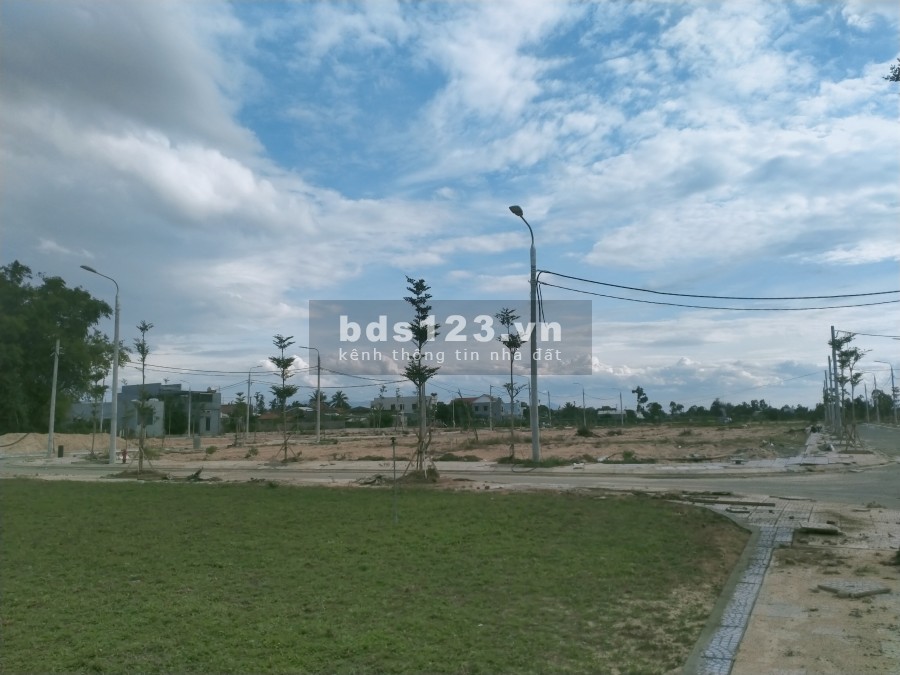 Đất Nền Quảng Nam Sở Hữu Mặt tiền 33m, gần Sông kề Biển, Đối Diện KCN Điện Nam - Điện Ngọc