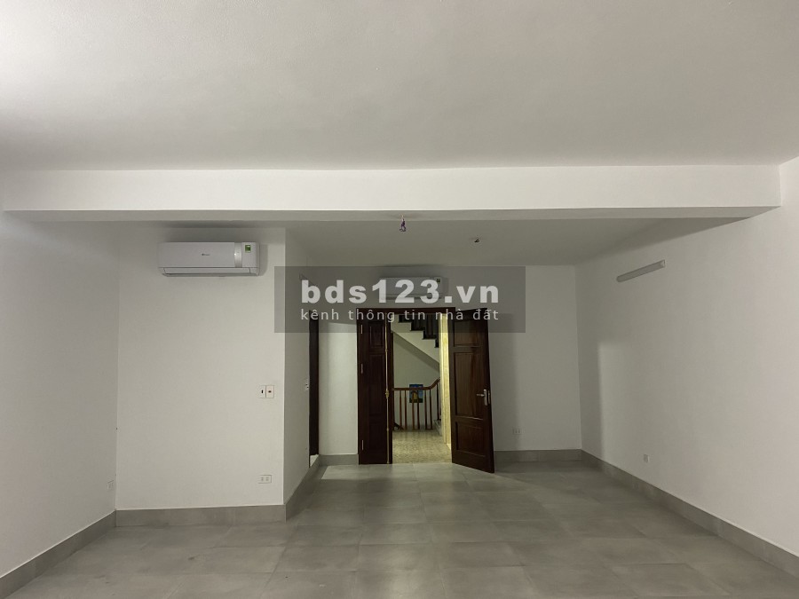 Cho thuê VP Số 2F ngõ 264 Hoàng Văn Thái, T.Xuân, HN 90m2