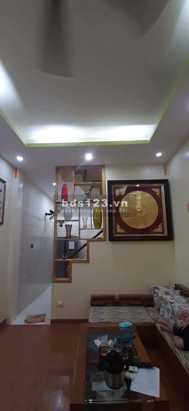 Nhà Văn Cao Quận Ba Đình diện tích sử dụng 41m2, giá 4.95 tỷ