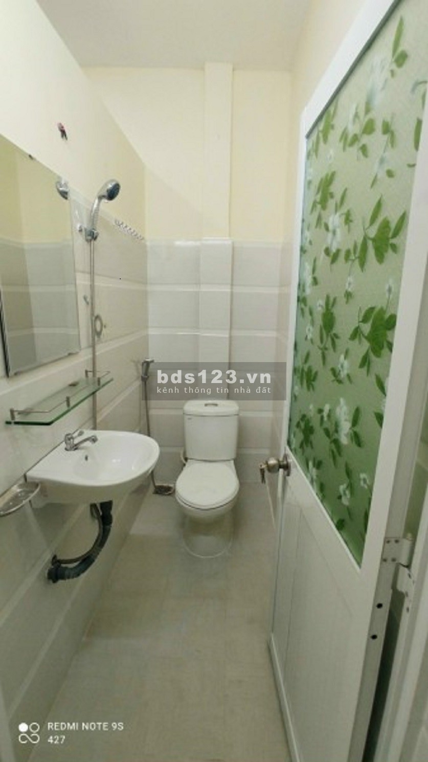 Nhà đẹp, ở ngay Đ.Nguyễn Hữu Tiến P.Tây Thạnh, Tân Phú, 64m2(4x16) 4PN giá chỉ 4,1 tỷ