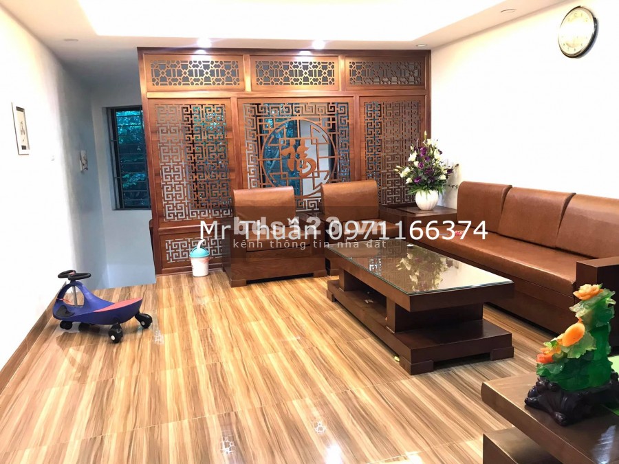 Bán nhà Dương Quảng Hàm,Cầu Giấy, 45m2 xây 5 tầng giá 3.96 tỷ , oto đỗ trước cổng
