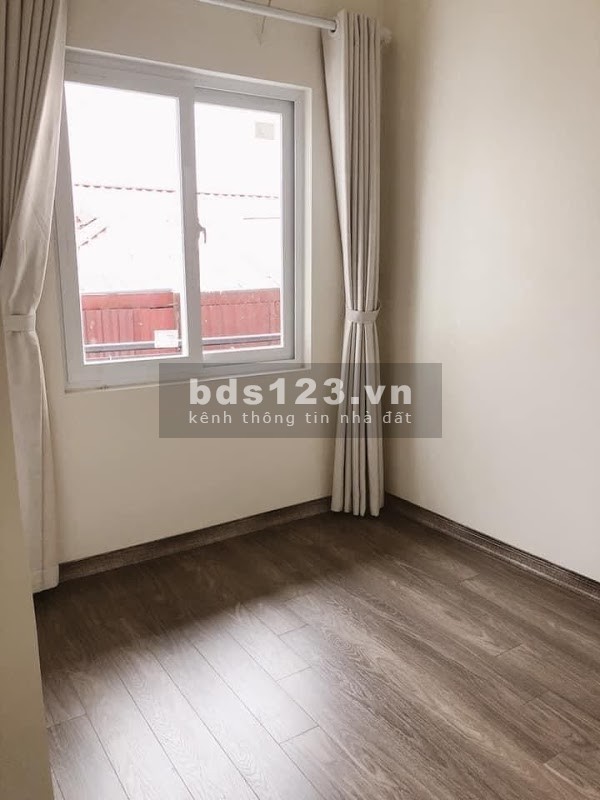Nhà đẹp ở ngay,ô tô, gần phố, Thông Phong, 34m,4 tầng, MT 3.8m, 2,9 tỷ.