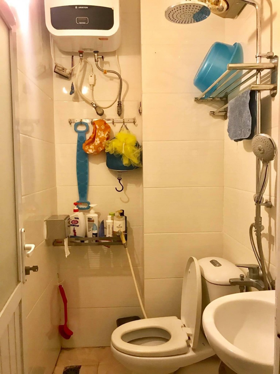 Nhà đẹp nguyên căn vào ở luôn, giá 2.95 tỷ, dt 35m2, Trích Sài, Quận Tây Hồ