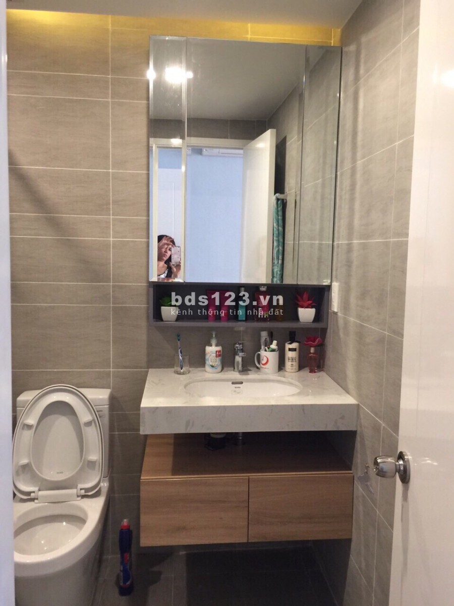 Cần ra nhanh CH Garden Gate 85m2 3PN nội thất đẹp. Giá 4.94 tỷ bao hết
