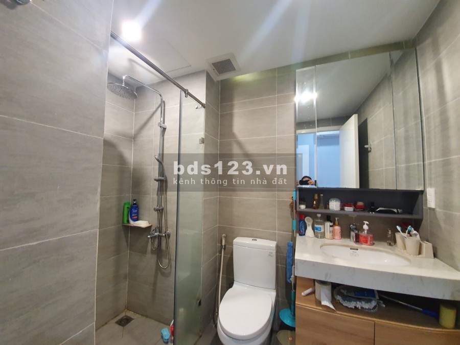 Cần ra nhanh CH Garden Gate 85m2 3PN nội thất đẹp. Giá 4.94 tỷ bao hết