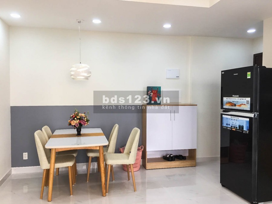 Căn góc - Chính chủ bán gấp căn hộ The Botanica 69m2 2PN, 2WC Full NT. Gia bán nhanh 4.1 tỷ