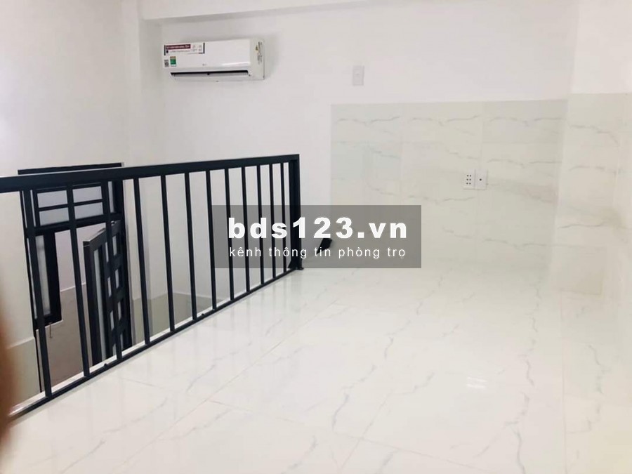 Cho thuê phòng có gác cao 1m7, có sẵn máy lạnh an ninh Quận Gò Vấp