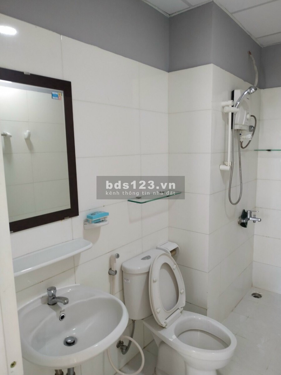 Căn hộ topaz City Q.8 DT: 64m2, 2pn giá 2.1 tỷ, liên hệ chính chủ