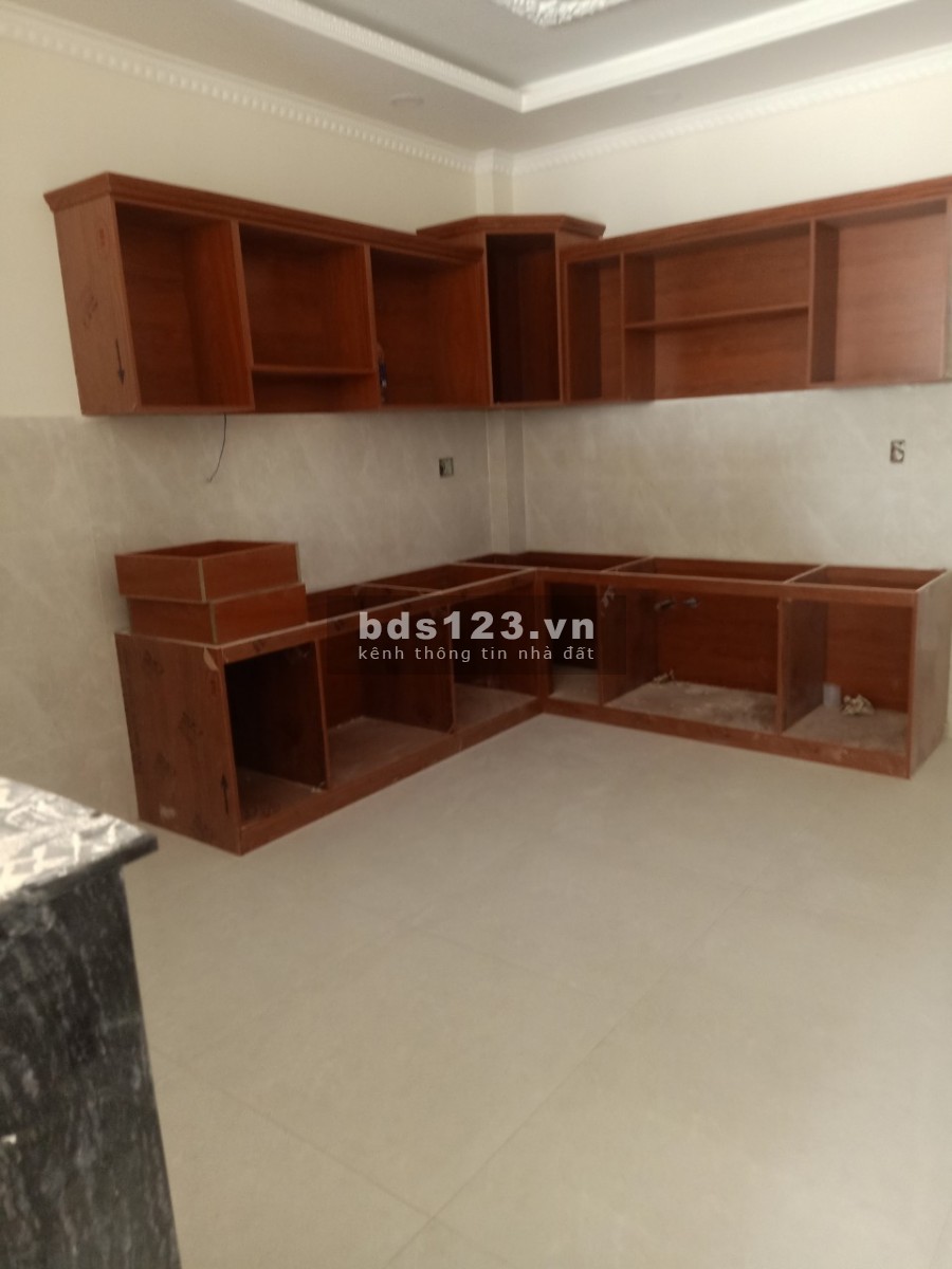 Bán nhà mặt phố thương mại Royal Town Dĩ An Bình Dương 4.5ty Lh ngay 0357782538 để được tư vấn