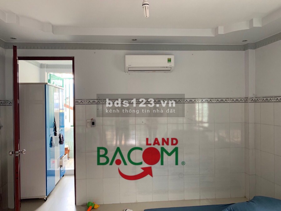 Bán nhà 1 trệt, 1 gác đúc, phường Tân Phong, dt 448m2, giá chỉ 2.48 tỷ