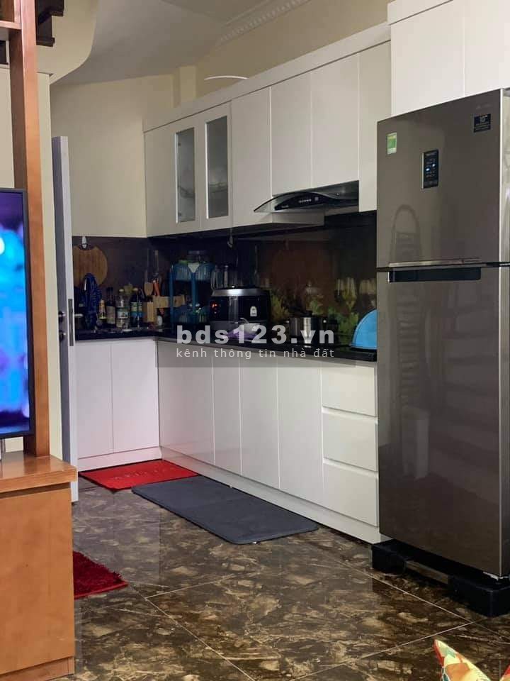 Bán nhà Bát Khối, sang trọng đầy đủ tiện nghi, dt 37m2x5T, êm ái giá 3,3tỷ