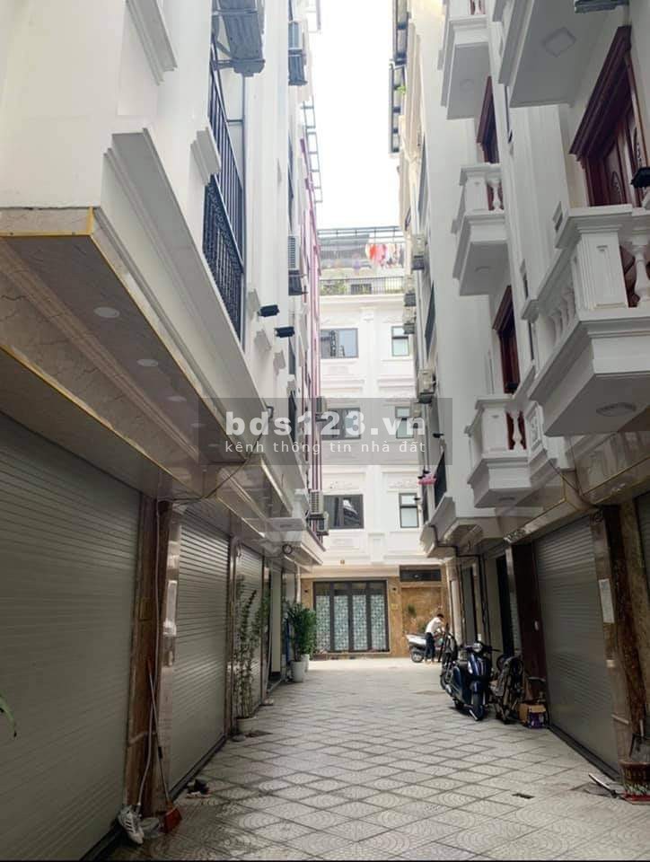 Bán nhà Bát Khối, sang trọng đầy đủ tiện nghi, dt 37m2x5T, êm ái giá 3,3tỷ