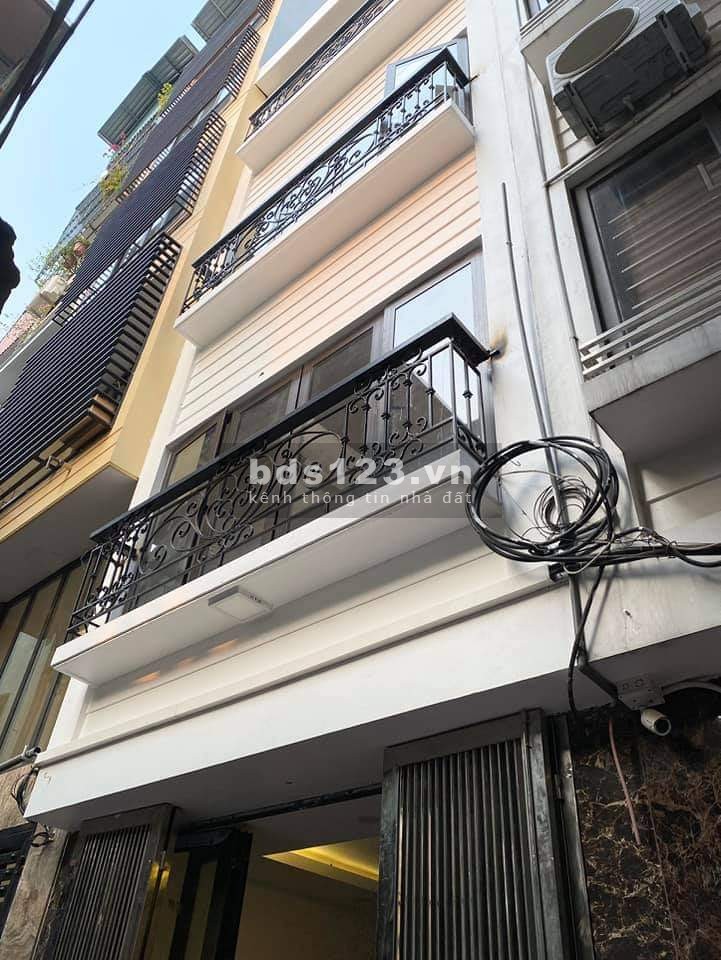 CỰC HÓT! Bán nhà ngõ 209 An Dương Vương, dt 34m, giá 3.35 tỷ, 2 mặt thoáng, ô tô đỗ cửa.