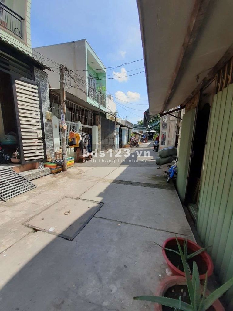 Nhà đường số 8, 1 trệt, 2 lầu, 4PN, giá cho thuê 9 triệu/tháng, lh 0964807981