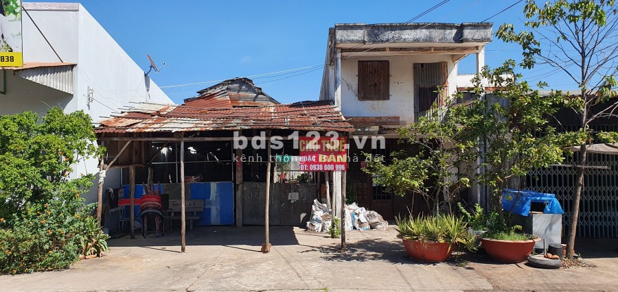 Chính chủ bán 270m2 đất, Vĩnh Hưng, Long An, đang có nhà Cấp 4, giá 2.5 tỷ