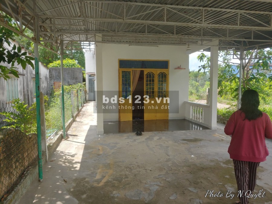 Ra nhanh lô đất 6x48 100m thổ cư xã Châu Pha, giá 1.65 tỷ