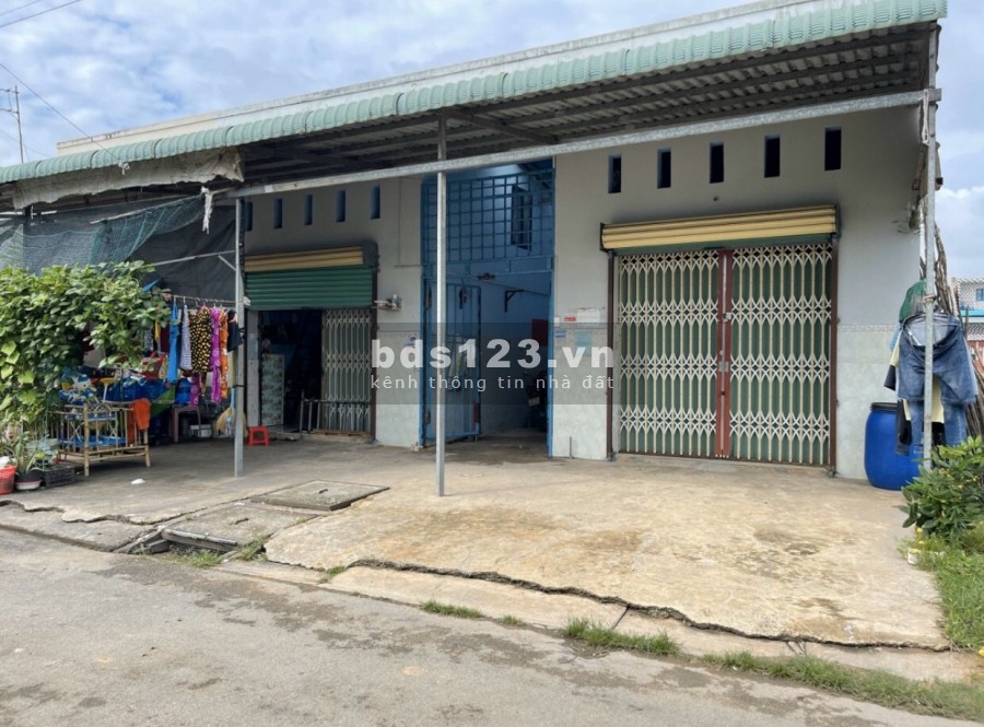 Sang ngay 14 phòng đang cho thuê gấp 25 triệu/tháng, giá 1.8 tỷ
